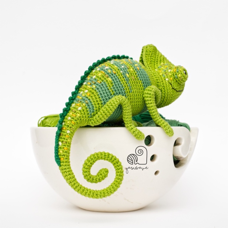 Carl the Chameleon ๐ฆ